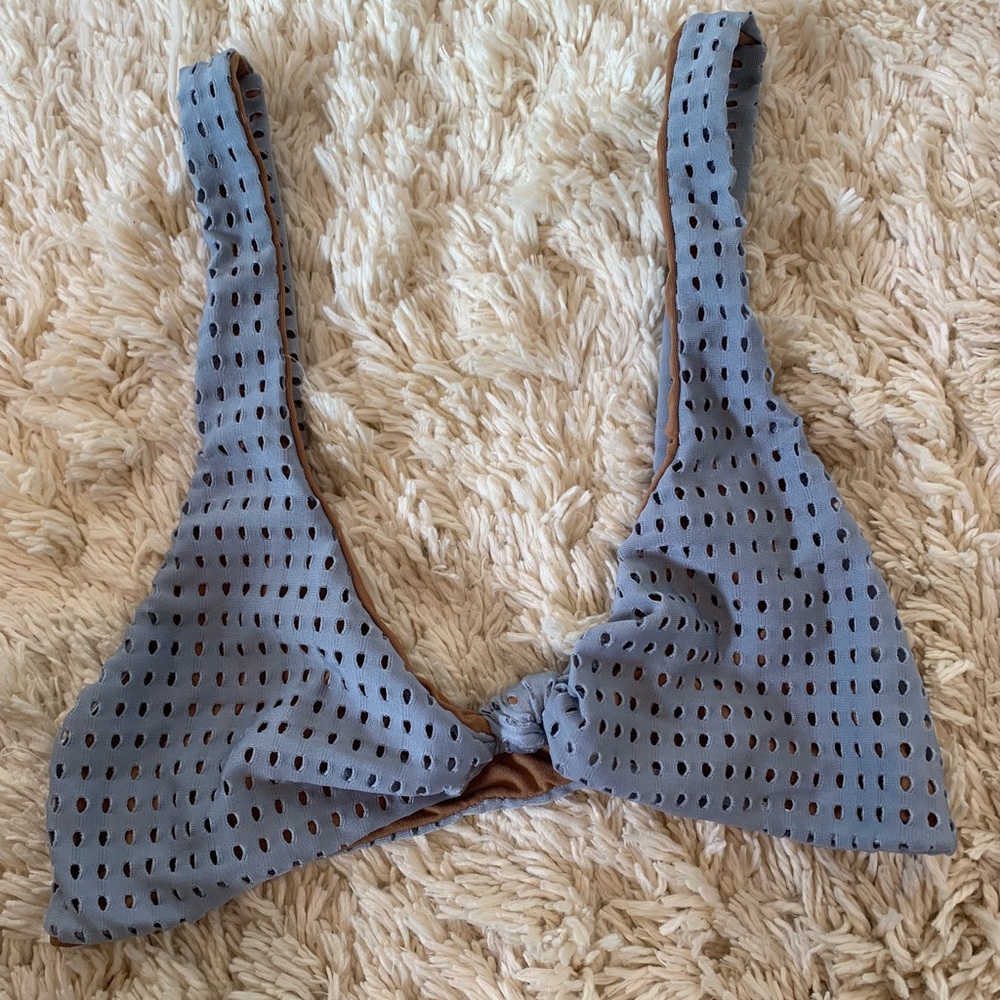 Acacia Spain Top